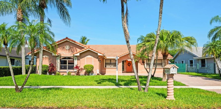 Villa ou maison à Davie, Floride 3 chambres, 190.91 m2 № 2087477