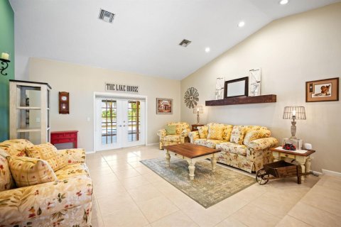 Villa ou maison à vendre à Davie, Floride: 3 chambres, 190.91 m2 № 2087477 - photo 2