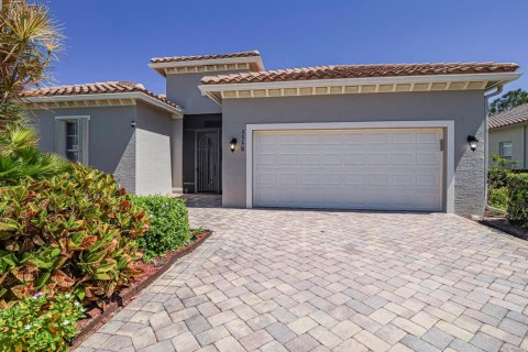 Casa en venta en Vero Beach, Florida, 4 dormitorios, 225.94 m2 № 2190684 - foto 3
