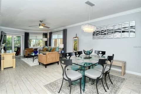 Condominio en alquiler en Sarasota, Florida, 2 dormitorios, 92.07 m2 № 1402094 - foto 5