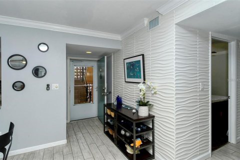 Condominio en alquiler en Sarasota, Florida, 2 dormitorios, 92.07 m2 № 1402094 - foto 4