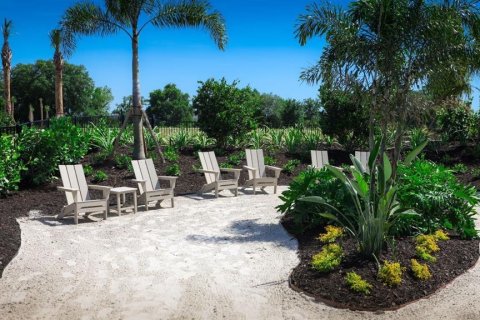 House in Lakewood Ranch, Florida 4 bedrooms, 188.96 sq.m. № 1572047 - photo 27