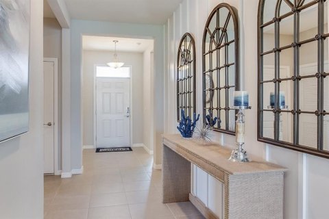 House in Lakewood Ranch, Florida 4 bedrooms, 188.96 sq.m. № 1572047 - photo 2