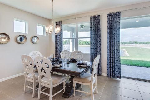 House in Lakewood Ranch, Florida 4 bedrooms, 188.96 sq.m. № 1572047 - photo 4