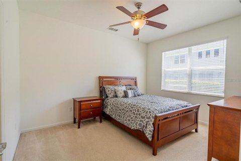 Townhouse in Orlando, Florida 3 bedrooms, 187.48 sq.m. № 2400338 - photo 9