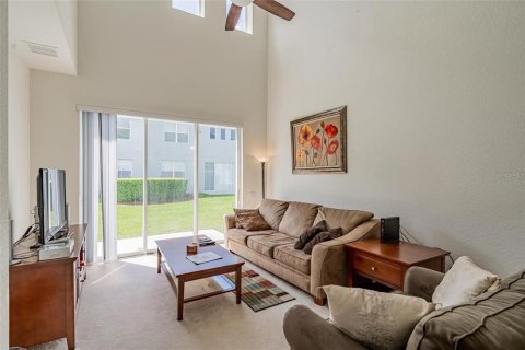 Townhouse in Orlando, Florida 3 bedrooms, 187.48 sq.m. № 2400338 - photo 7