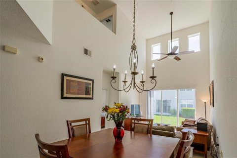 Townhouse in Orlando, Florida 3 bedrooms, 187.48 sq.m. № 2400338 - photo 5
