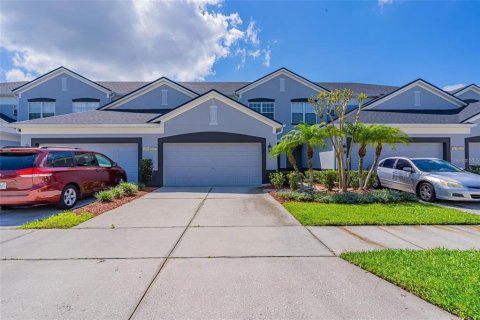 Townhouse in Orlando, Florida 3 bedrooms, 187.48 sq.m. № 2400338