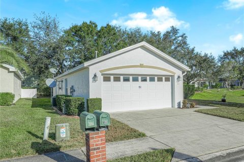House in Lake Wales, Florida 2 bedrooms, 128.67 sq.m. № 1556631 - photo 3