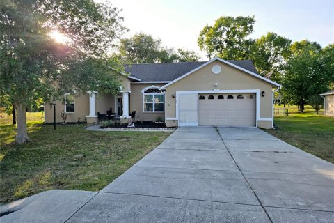 Villa ou maison à vendre à Ocala, Floride: 3 chambres, 175.03 m2 № 1654292 - photo 1