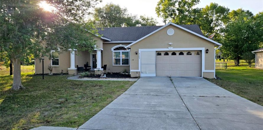 Villa ou maison à Ocala, Floride 3 chambres, 175.03 m2 № 1654292