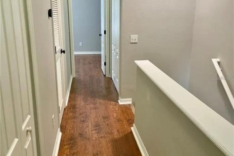 Townhouse in Fish Hawk, Florida 2 bedrooms, 128.48 sq.m. № 1725637 - photo 6