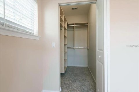 Condominio en alquiler en Tampa, Florida, 3 dormitorios, 130.16 m2 № 1912687 - foto 15