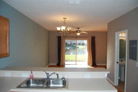 Touwnhouse à louer à Sanford, Floride: 2 chambres, 106.28 m2 № 2092256 - photo 8