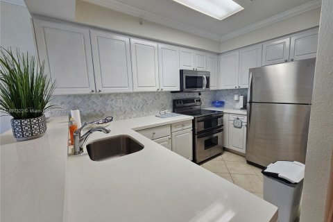 Снять в аренду кондоминиум в Холливуд, Флорида 44.78м2, № 1950961 - фото 6