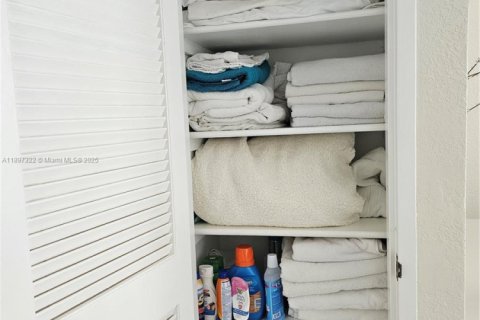 Снять в аренду кондоминиум в Холливуд, Флорида 44.78м2, № 1950961 - фото 21