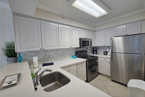Снять в аренду кондоминиум в Холливуд, Флорида 44.78м2, № 1950961 - фото 18