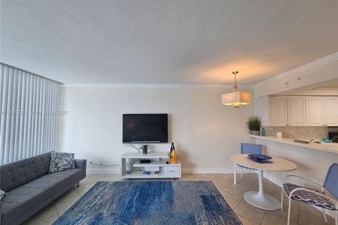 Снять в аренду кондоминиум в Холливуд, Флорида 44.78м2, № 1950961 - фото 14