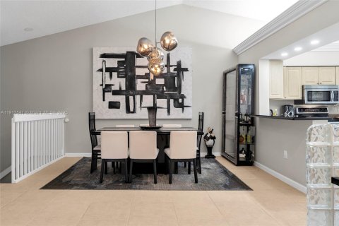 Снять в аренду кондоминиум в Паркленд, Флорида 3 спальни, 163.51м2, № 1972207 - фото 6