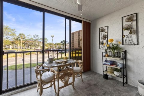 Condo in Clearwater, Florida, 2 bedrooms  № 1734019 - photo 23