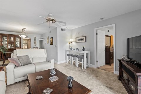 Condo in Clearwater, Florida, 2 bedrooms  № 1734019 - photo 18