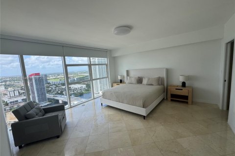 Купить кондоминиум в Халландейл-Бич, Флорида 1 спальня, 80.92м2, № 2021404 - фото 22