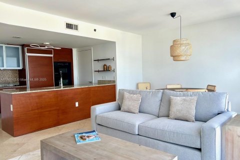 Купить кондоминиум в Халландейл-Бич, Флорида 1 спальня, 80.92м2, № 2021404 - фото 8