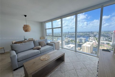 Купить кондоминиум в Халландейл-Бич, Флорида 1 спальня, 80.92м2, № 2021404 - фото 21