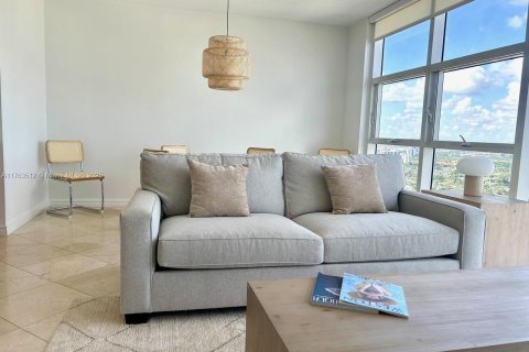 Купить кондоминиум в Халландейл-Бич, Флорида 1 спальня, 80.92м2, № 2021404 - фото 6