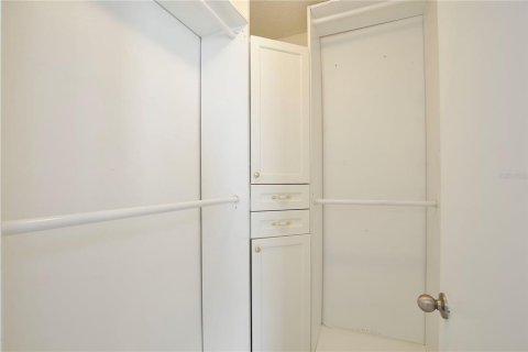 House in Kissimmee, Florida 3 bedrooms, 112.41 sq.m. № 1919456 - photo 13