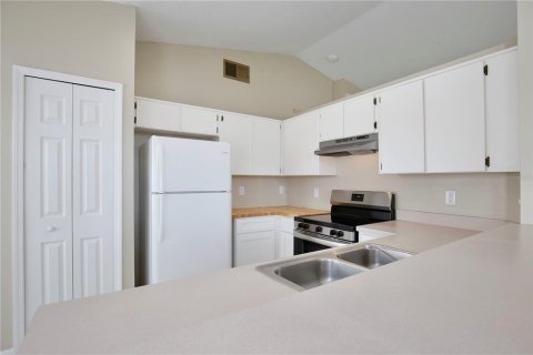 House in Kissimmee, Florida 3 bedrooms, 112.41 sq.m. № 1919456 - photo 7