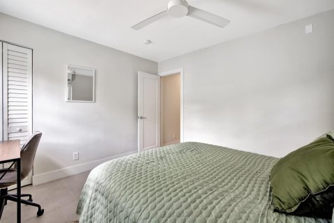 Propiedad comercial en venta en Fort Lauderdale, Florida, 295.89 m2 № 1043999 - foto 1