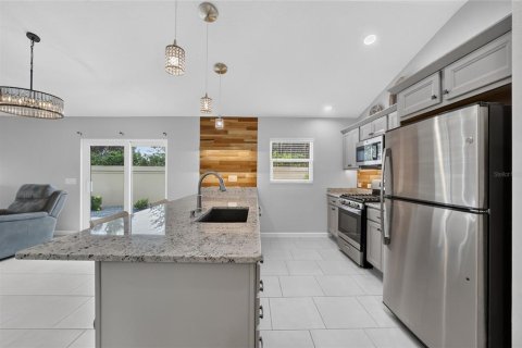 House in The Villages, Florida 3 bedrooms, 138.61 sq.m. № 2258358 - photo 28
