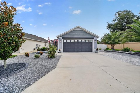 House in The Villages, Florida 3 bedrooms, 138.61 sq.m. № 2258358 - photo 4