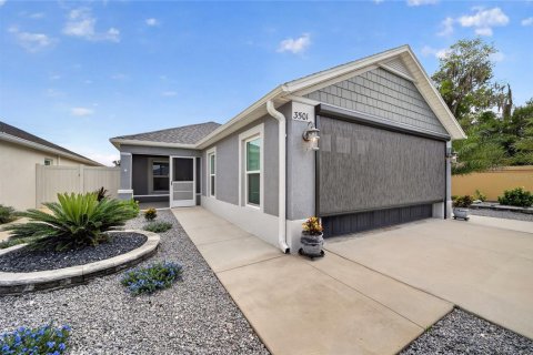 House in The Villages, Florida 3 bedrooms, 138.61 sq.m. № 2258358 - photo 7