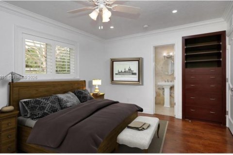 House in Palmetto Bay, Florida 3 bedrooms, 140.1 sq.m. № 2086340 - photo 7