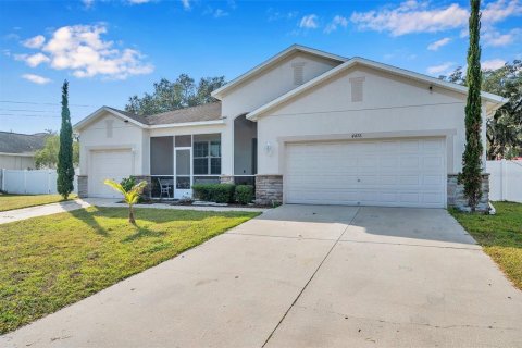 House in Mulberry, Florida 4 bedrooms, 227.7 sq.m. № 2351953