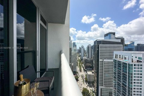 Купить кондоминиум в Майами, Флорида 45.99м2, № 1982308 - фото 6