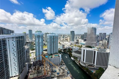 Купить кондоминиум в Майами, Флорида 45.99м2, № 1982308 - фото 2