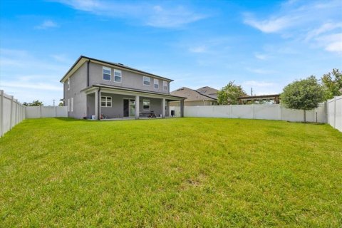 House in MERIDIAN PARKS in Orlando, Florida 4 bedrooms, 274.62 sq.m. № 1912393 - photo 26
