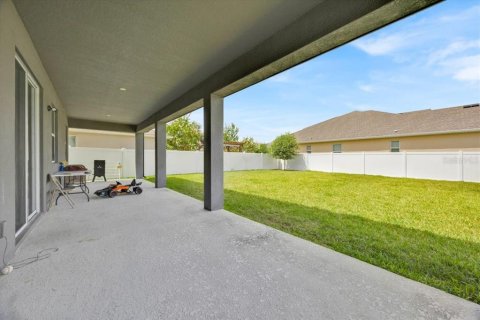 House in MERIDIAN PARKS in Orlando, Florida 4 bedrooms, 274.62 sq.m. № 1912393 - photo 24