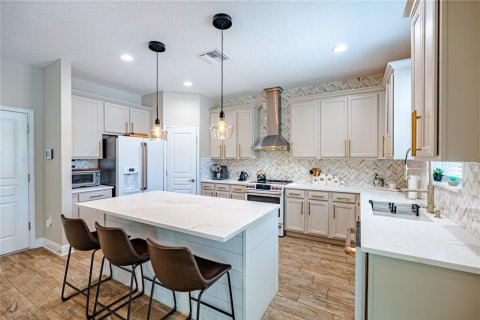 Villa ou maison à vendre à Tampa, Floride: 4 chambres, 239.41 m2 № 2218706 - photo 11