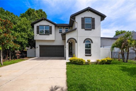 Villa ou maison à Tampa, Floride 4 chambres, 239.41 m2 № 2218706