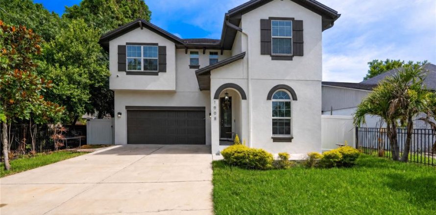 Villa ou maison à Tampa, Floride 4 chambres, 239.41 m2 № 2218706
