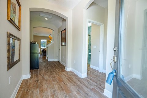 Villa ou maison à vendre à Tampa, Floride: 4 chambres, 239.41 m2 № 2218706 - photo 2