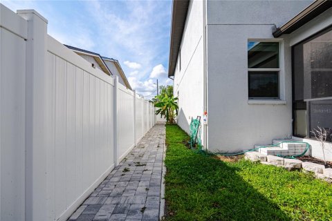 Villa ou maison à vendre à Tampa, Floride: 4 chambres, 239.41 m2 № 2218706 - photo 28
