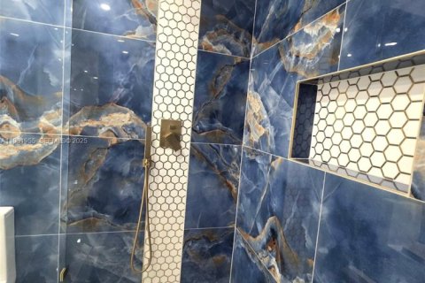 Снять в аренду виллу или дом в Дейви, Флорида 3 спальни, 205.5м2, № 2034631 - фото 12