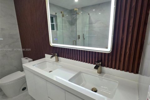 Снять в аренду виллу или дом в Дейви, Флорида 3 спальни, 205.5м2, № 2034631 - фото 23