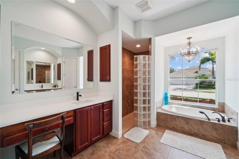 Casa en venta en Lakewood Ranch, Florida, 4 dormitorios, 219.81 m2 № 1835623 - foto 19