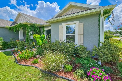 House in Palm Coast, Florida 4 bedrooms, 217.21 sq.m. № 1911273 - photo 5